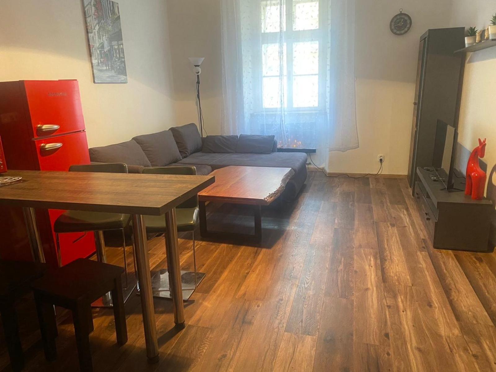 City Apartment Cheb Exteriör bild